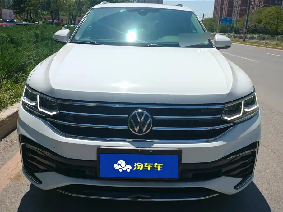 Volkswagen Tiguan L 2023 330TSI Auto 2WD R-Line Flagship Edition фото 2