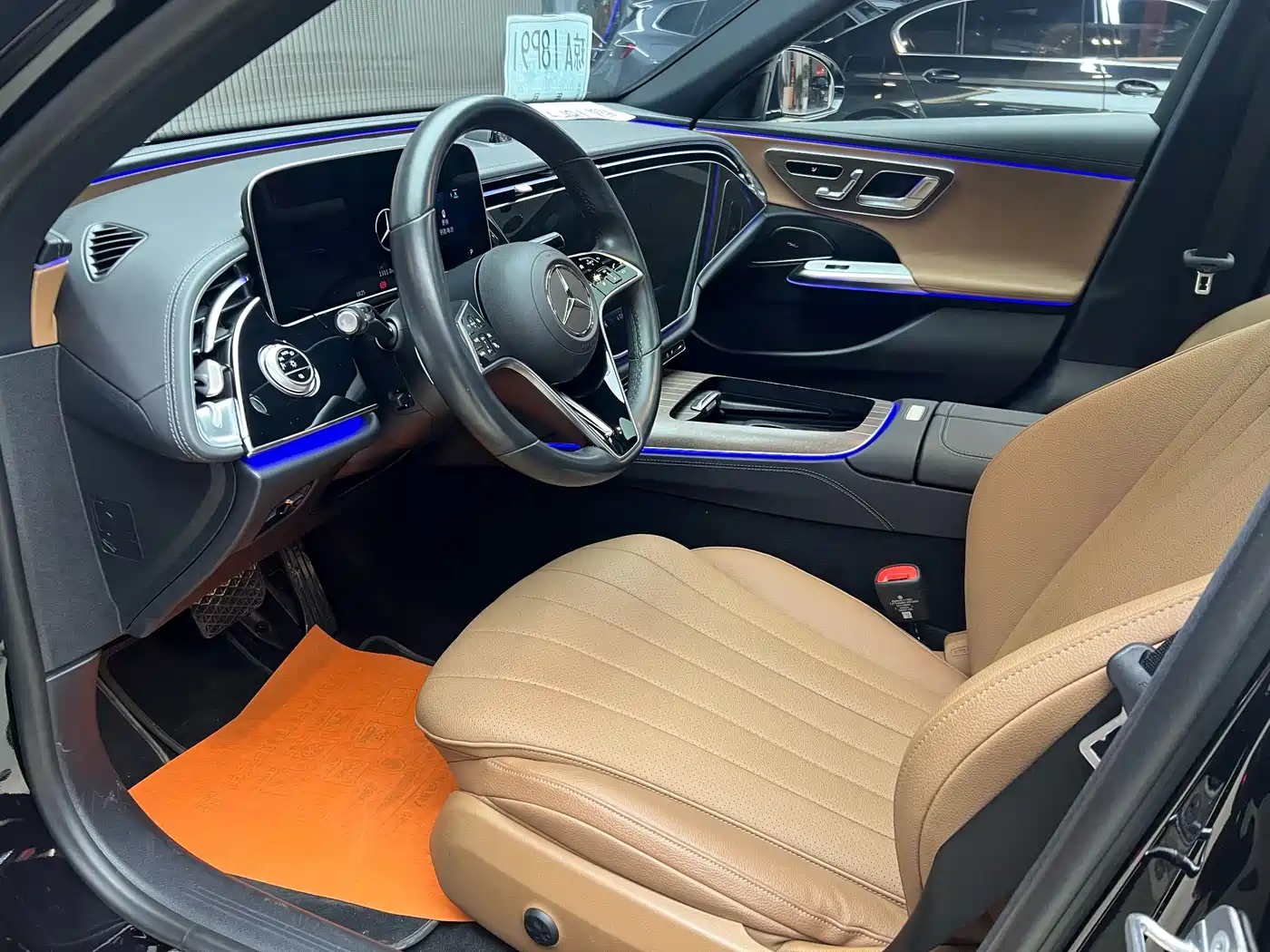 Mercedes-Benz E-Class New Energy 2024 E 350 e L Plug-in Hybrid Sedan фото 11