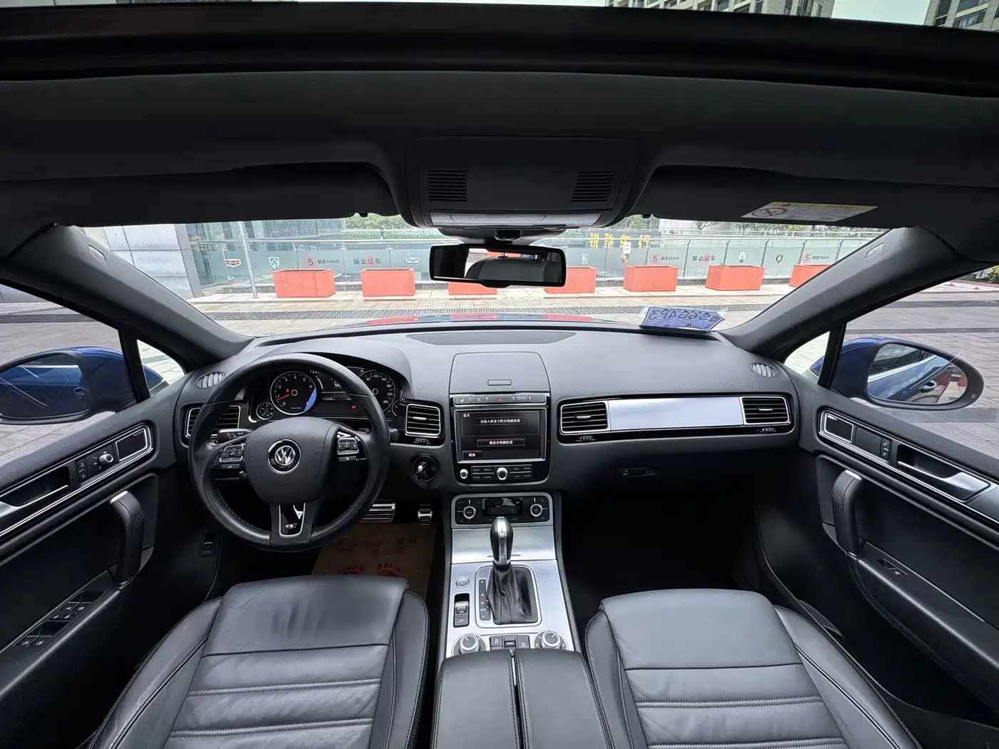 Volkswagen Touareg 2016 3.0TSI R-Line фото 5