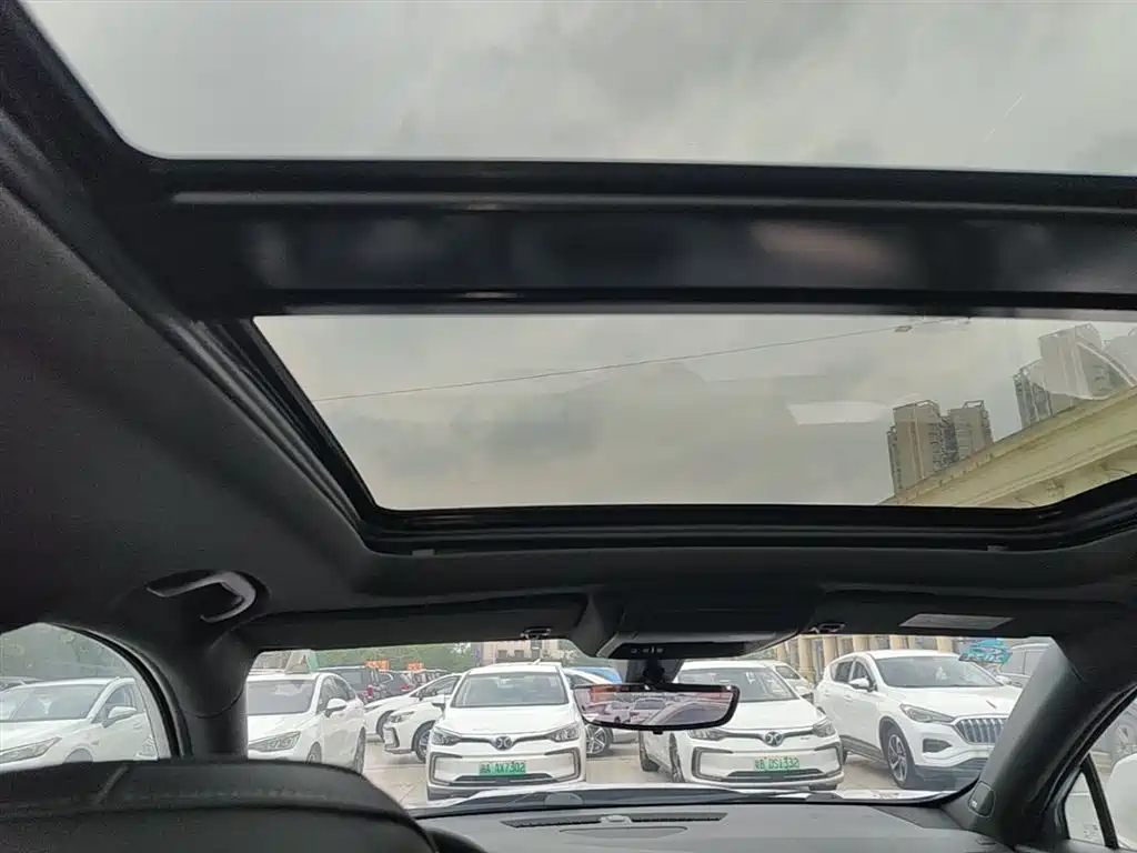 Cadillac XT4 2018 28T FWD Leading Edition фото 18