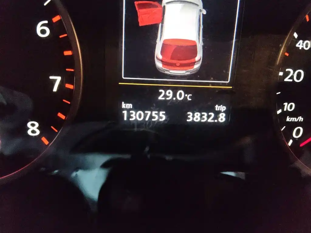 Volkswagen Tiguan 2015 1.8TSI Automatic 2WD Highline фото 5