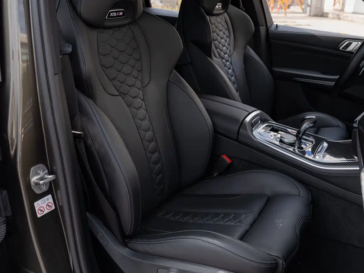 Photo 22 - BMW X5 M