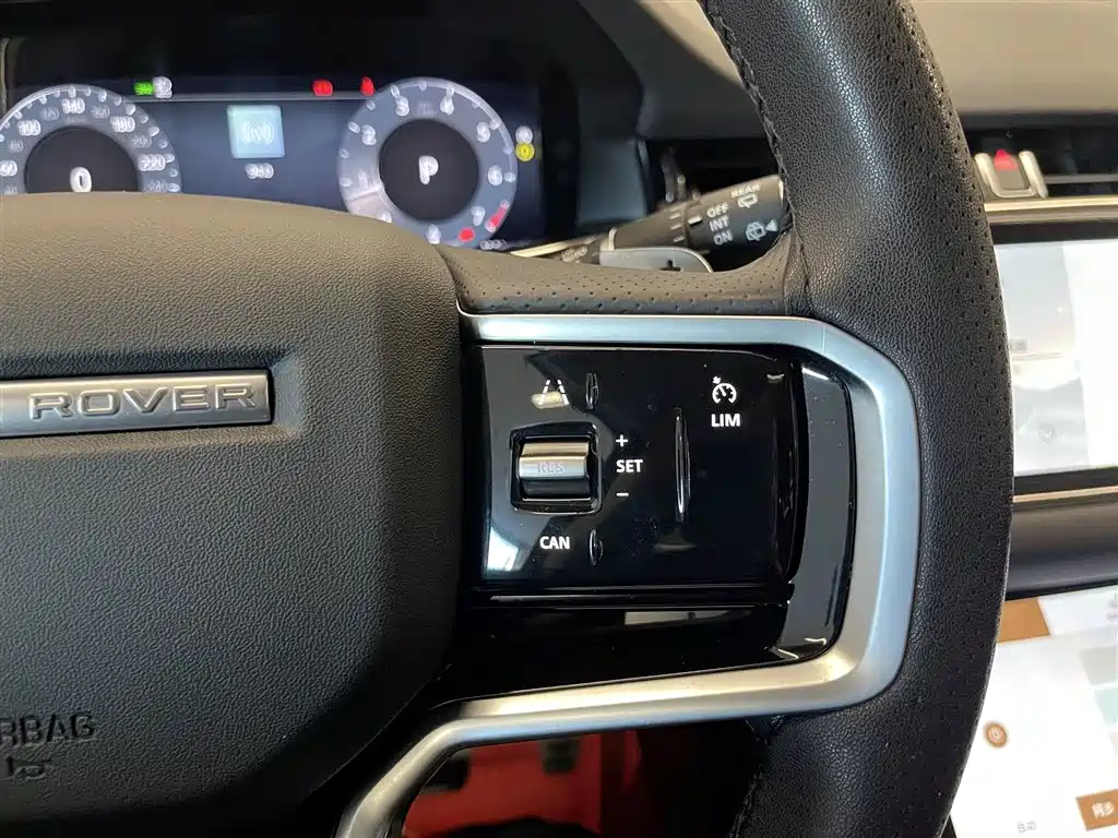 Land Rover Range Rover Evoque 2023 Range Rover Evoque L 249PS Luxury Edition фото 18