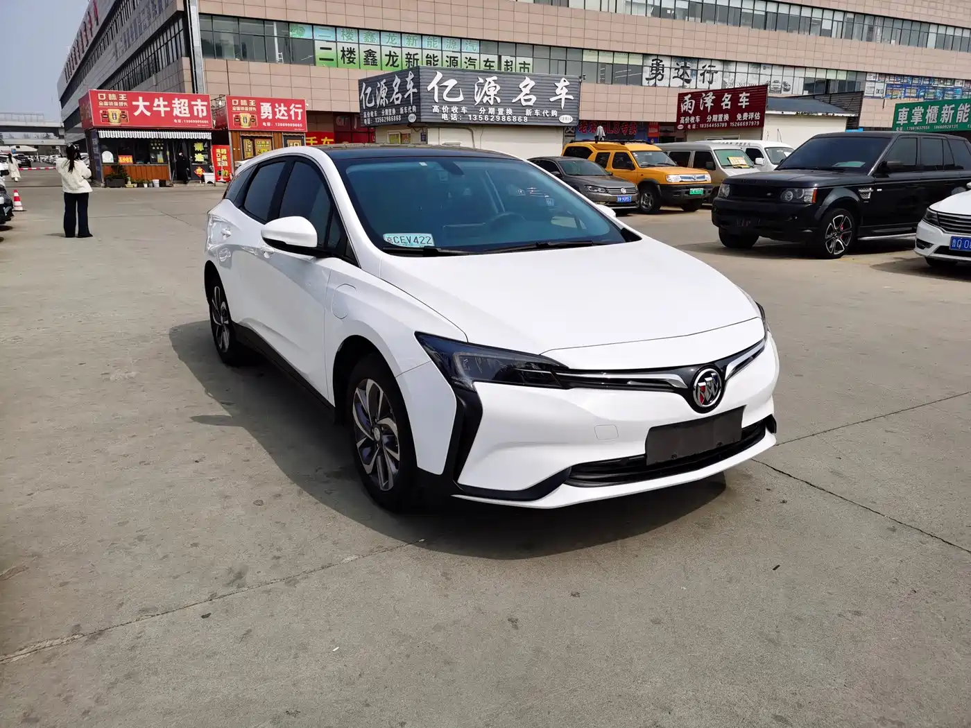 BUICK SLIGHTLY BLUE 6