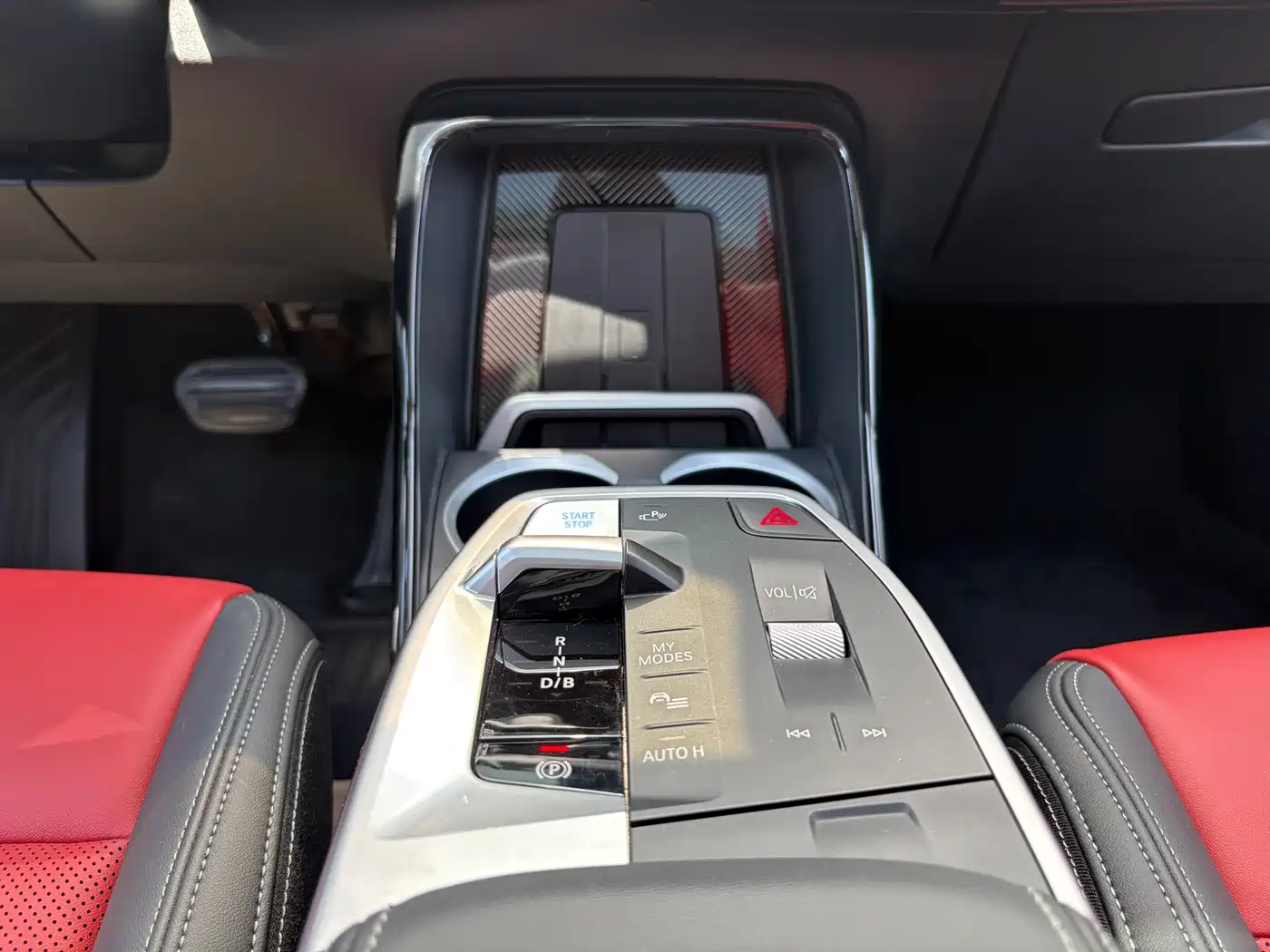 BMW iX1 2023 xDrive30L X Design Package фото 22