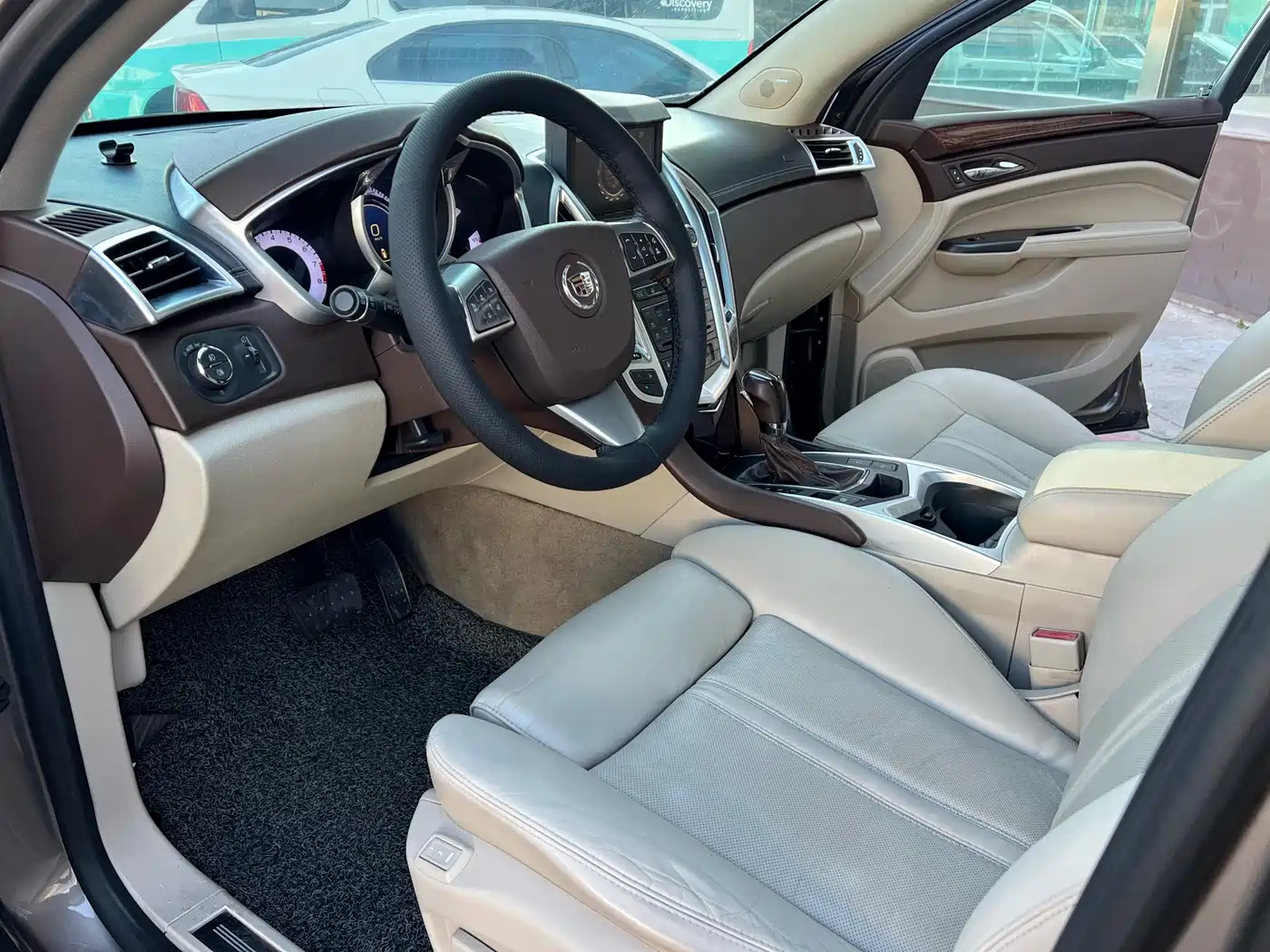 Cadillac SRX 2012 3.0L Premium фото 4