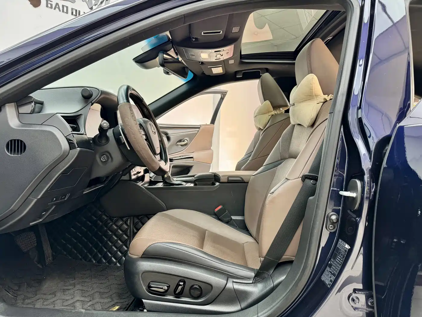 Lexus ES 2022 300h Ultimate Edition фото 6