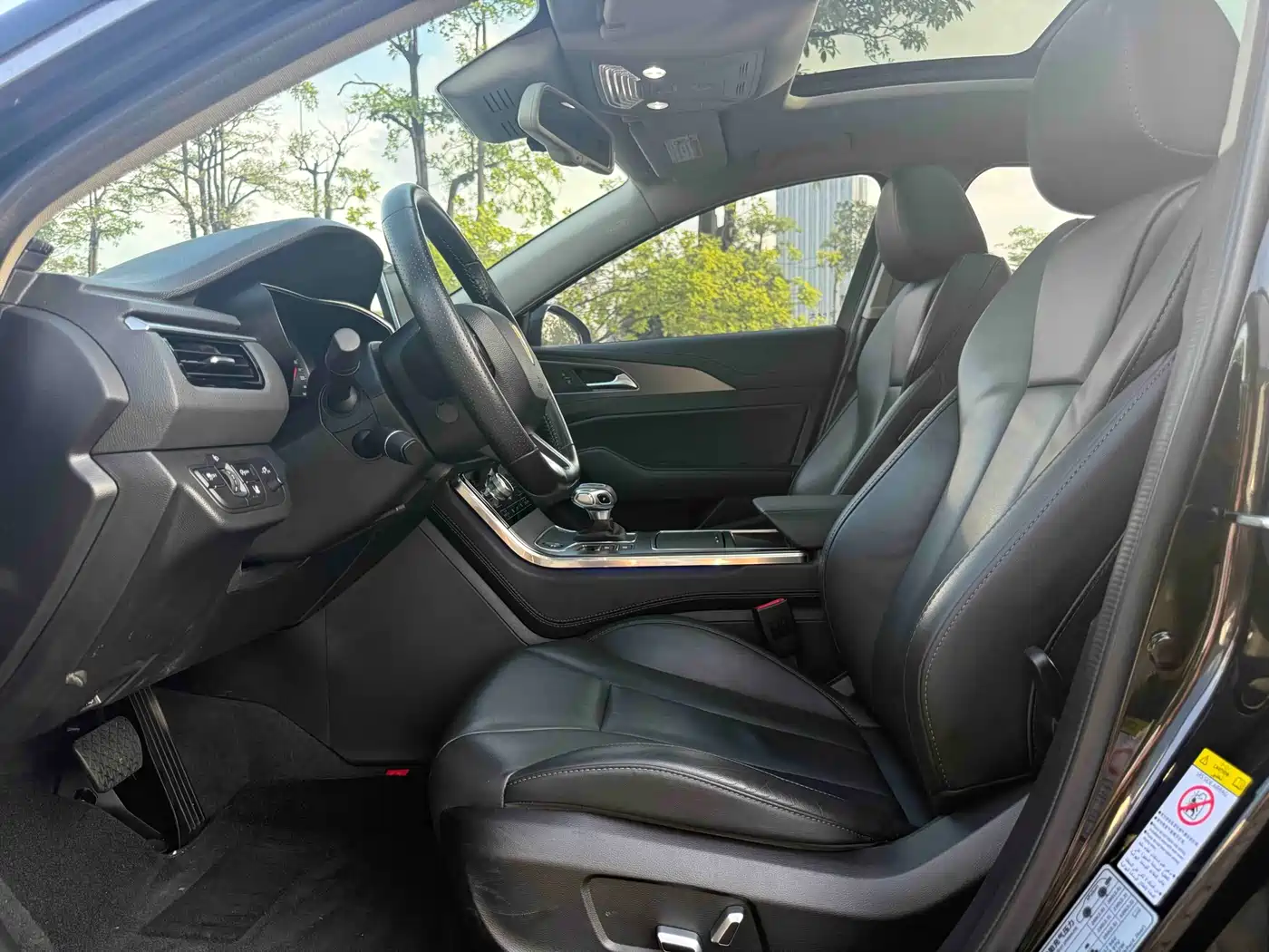 Hongqi H5 2020 1.8T Automatic Smart Connection Qi Enjoy Edition фото 4