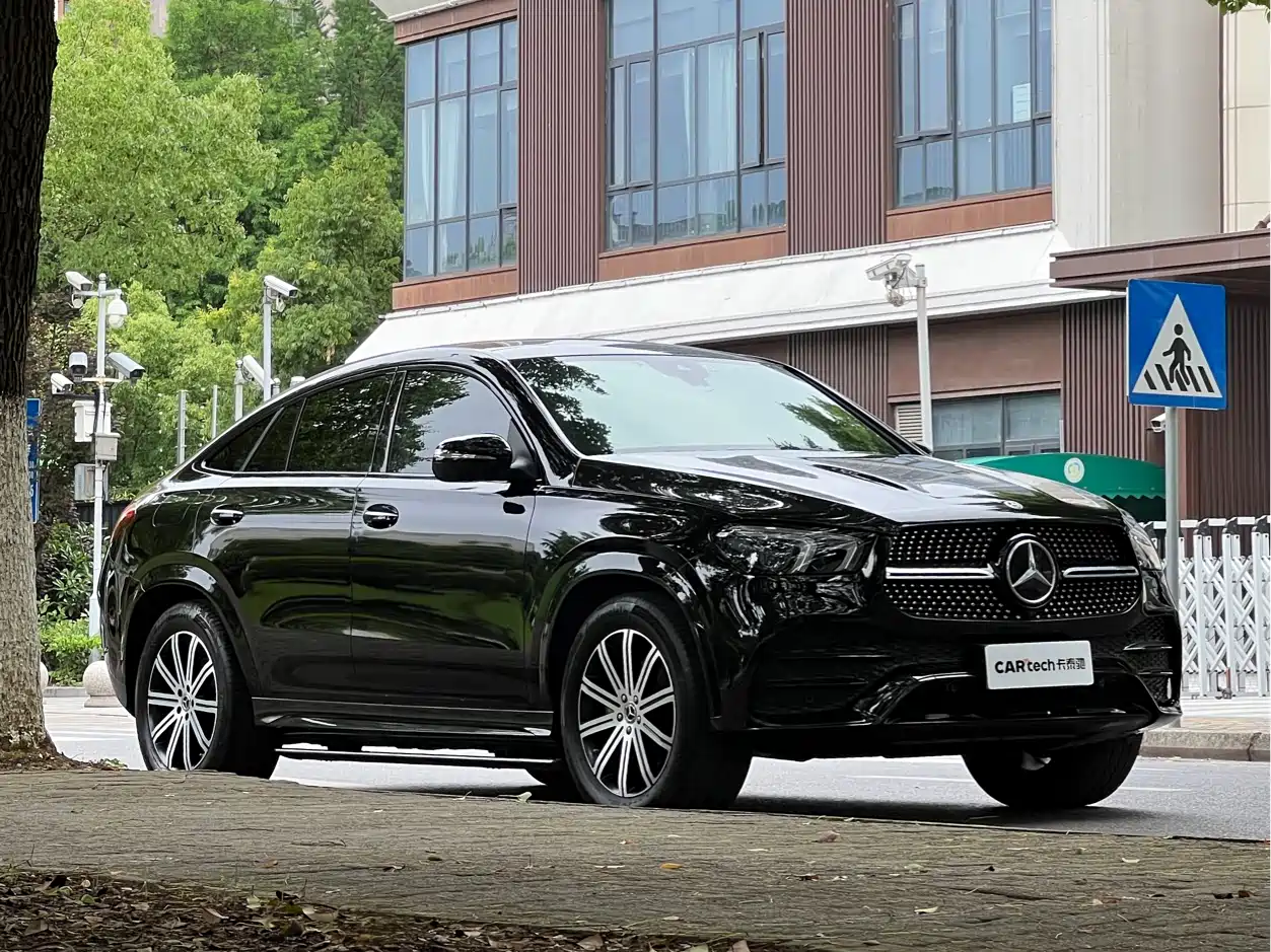 Mercedes-Benz GLE Coupe 2020 GLE 350 4MATIC Coupe SUV Luxury фото 3