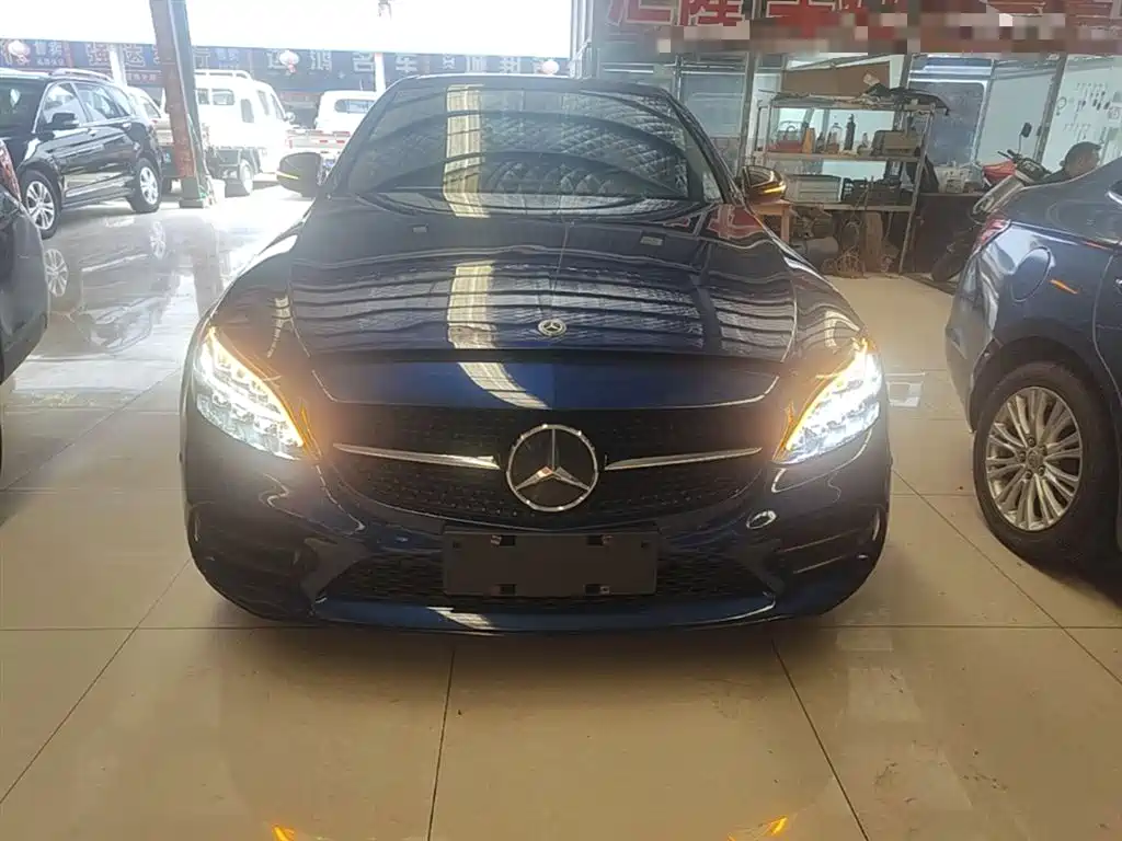 MERCEDES-BENZ CLASS C