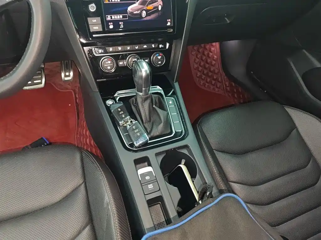 Volkswagen FAW-Volkswagen CC 2019 330TSI Charming Appearance (China V) фото 10