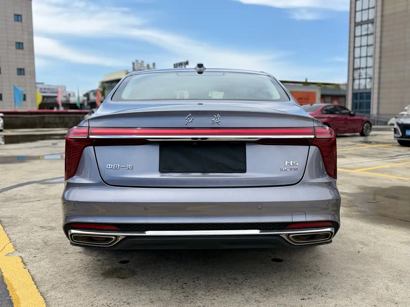 Hongqi H5 2023 1.5T DCT Smart Connect Joy Edition фото 6