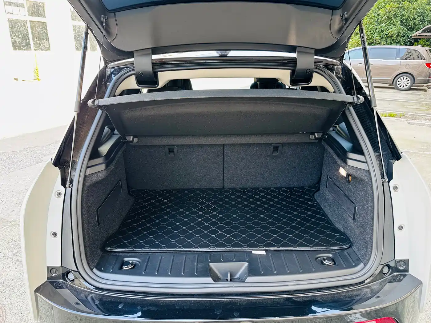 BMW i3 (Import) 2016 Upgraded Luxury Model фото 10