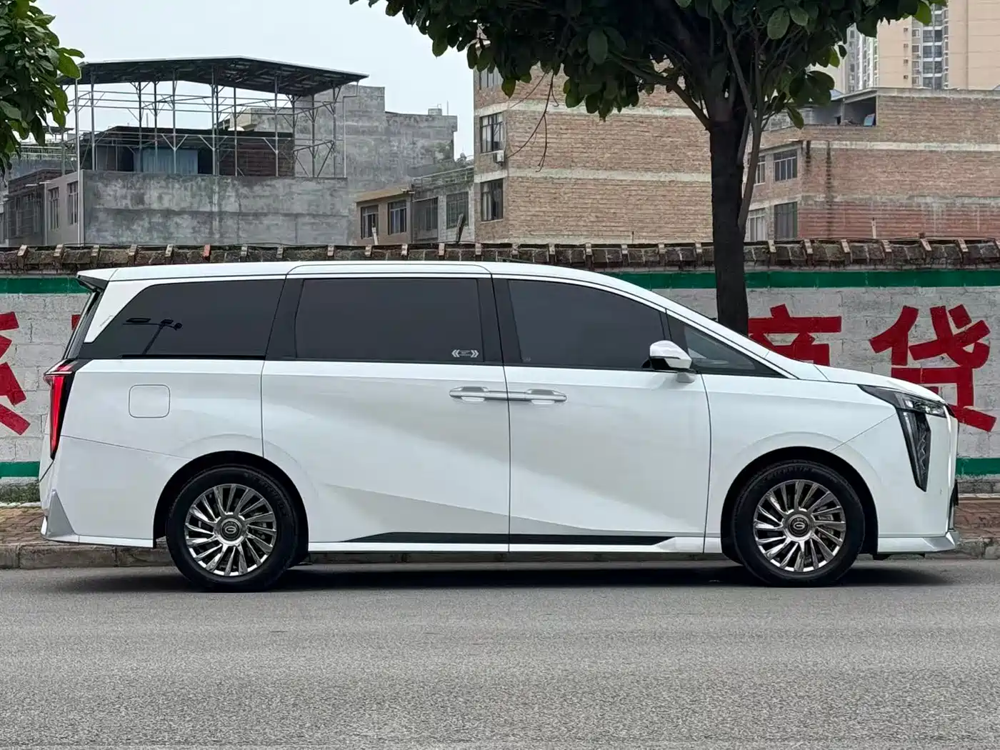 GAC Trumpchi Trumpchi M8 2023 Master Series Dual Hybrid Flagship Edition фото 6
