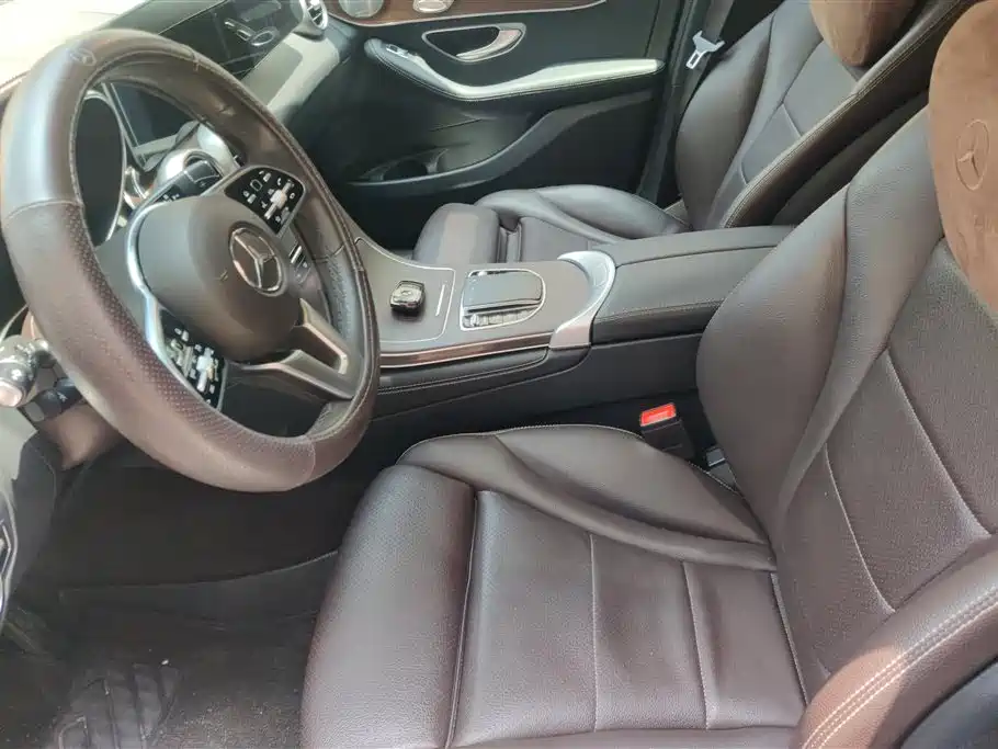 Mercedes-Benz GLC 2021 GLC 300 L 4MATIC Sporty фото 9