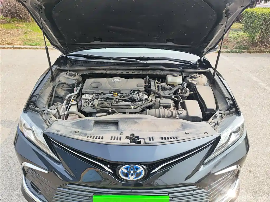 Toyota Camry 2021 Hybrid 2.5HG Luxury Edition фото 16