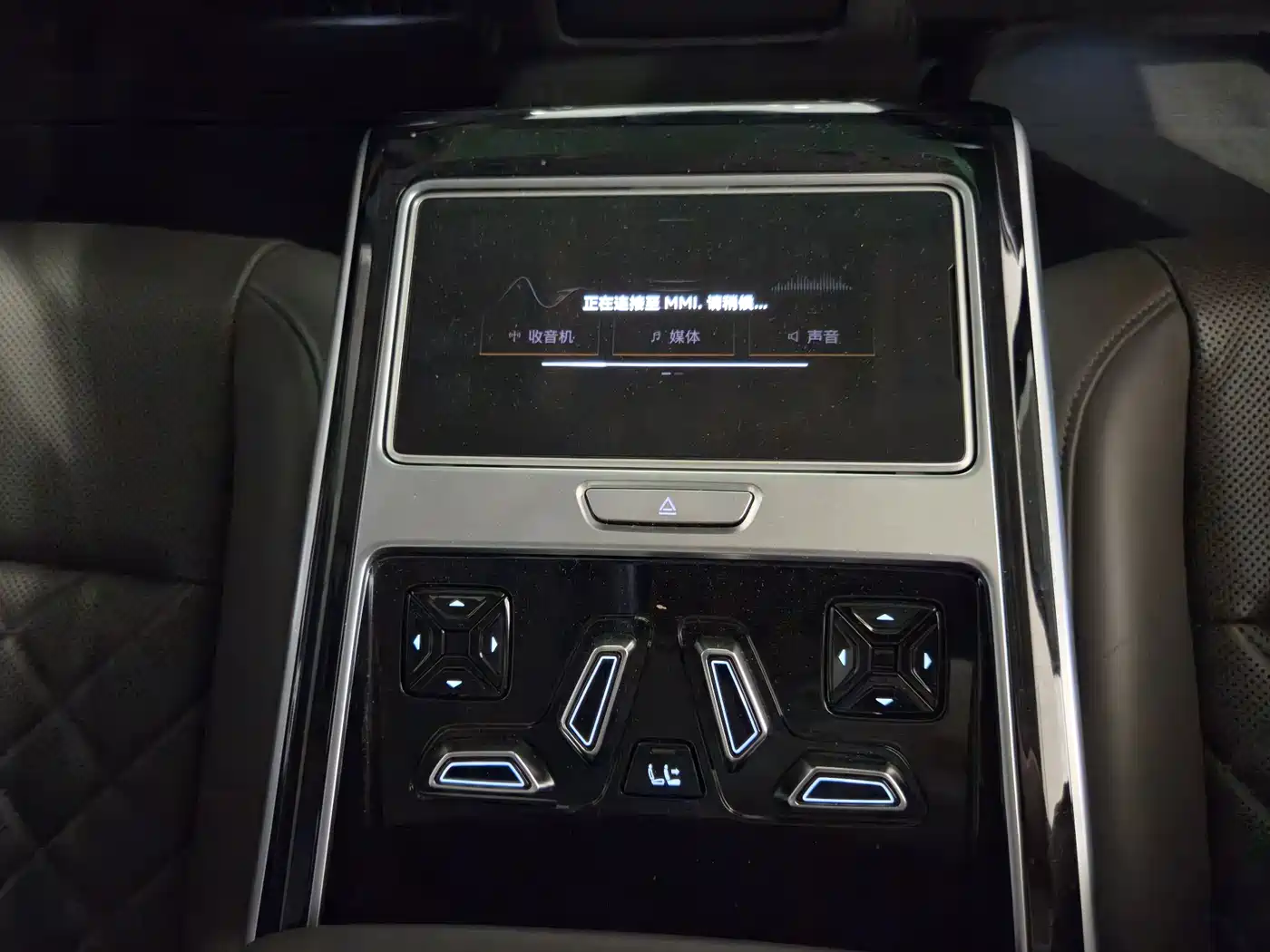 Audi A8 2021 A8L 55 TFSI quattro Luxury фото 22