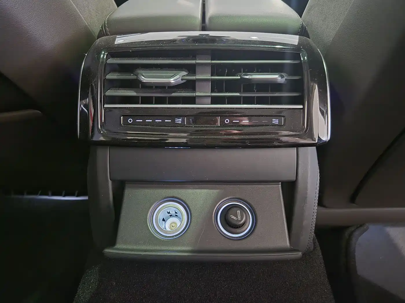 Audi A8 2021 A8L 55 TFSI quattro Luxury фото 23