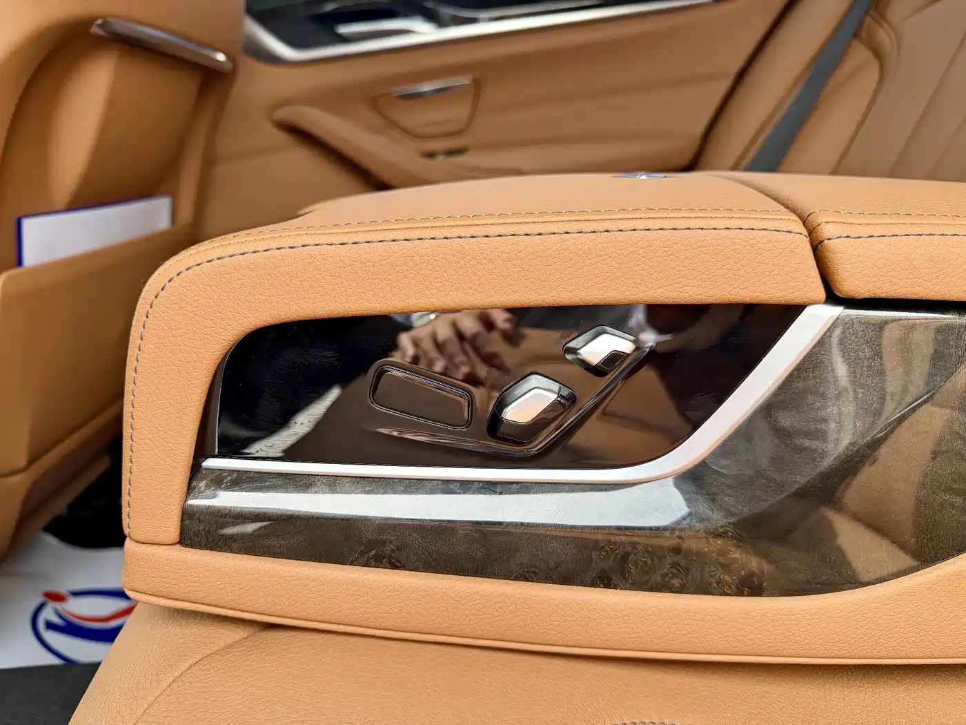 BMW 5 Series 2019 530Li Leading M Sport Package фото 12