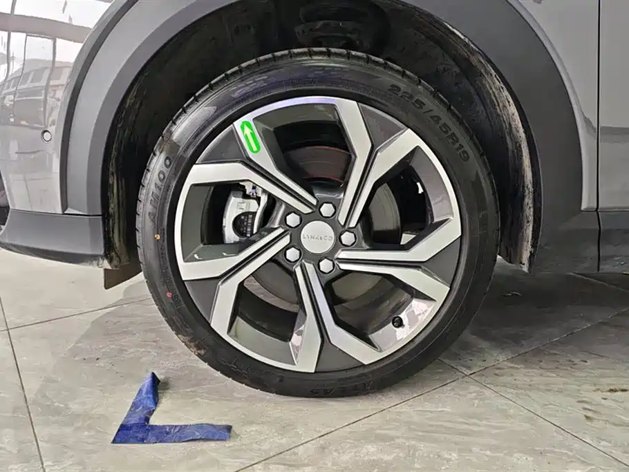 Lynk & Co 06 2023 Remix 1.5T Power Halo фото 6