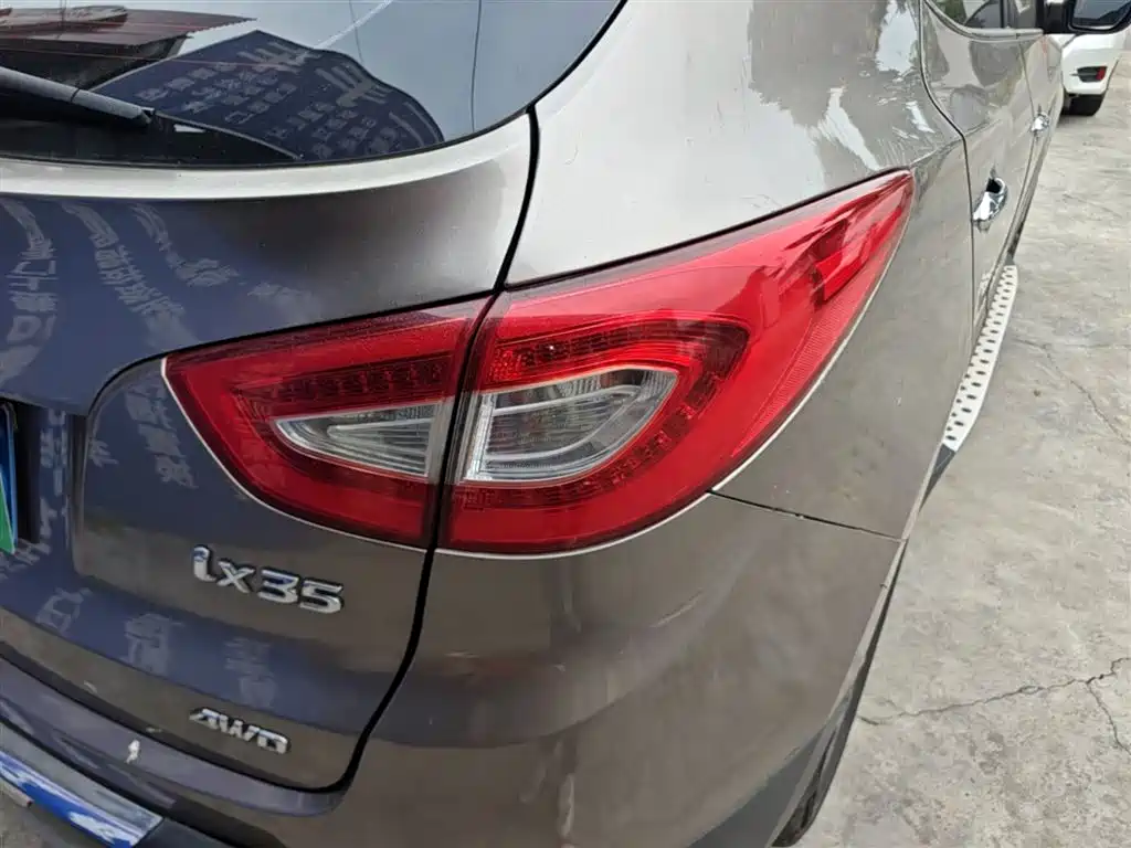 Hyundai Beijing Hyundai ix35 2015 2.0L Automatic 4WD Smart China IV фото 8