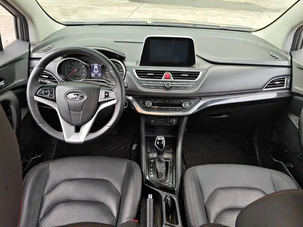 JAC Motors Refine S3 2017 2017 1.6L CVT Smart Connect