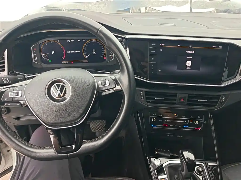 Volkswagen Tayron 2021 330TSI 2WD Luxury Smart Connect Plus фото 10