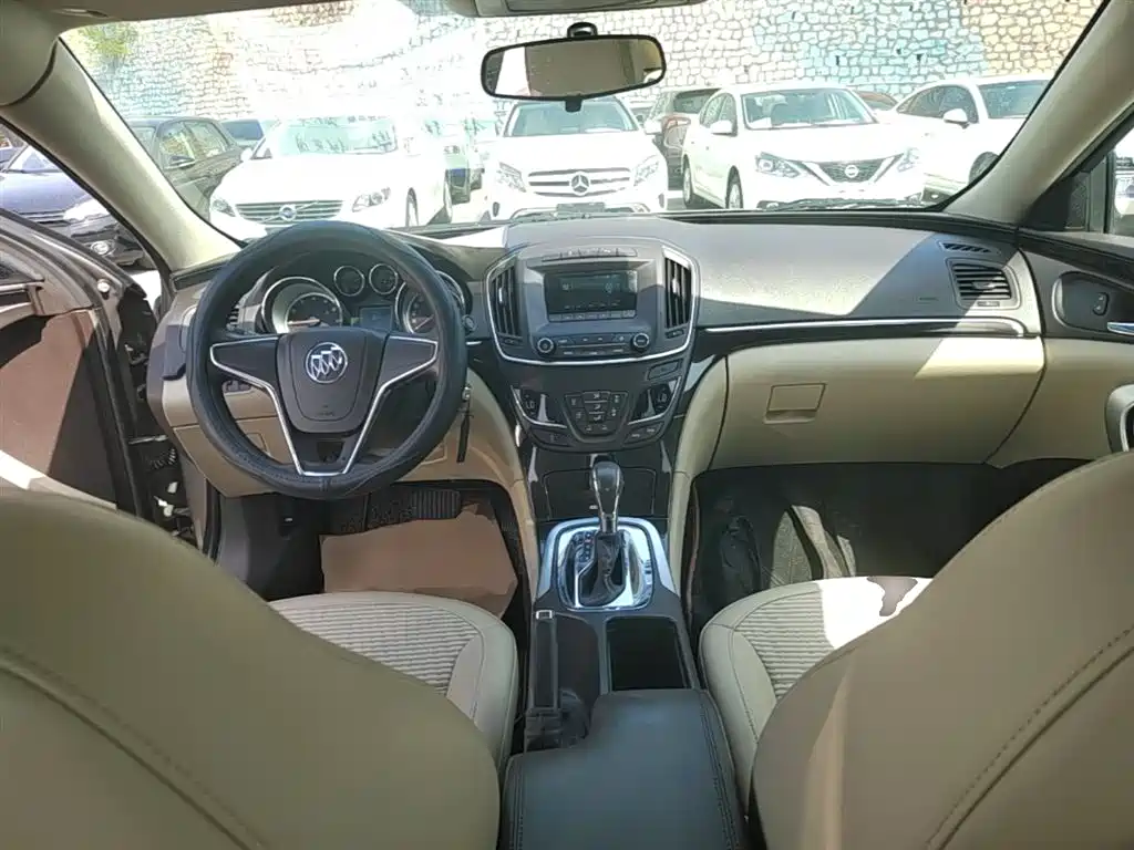 Buick Regal 2015 2.0L Leading Fashion Model фото 10