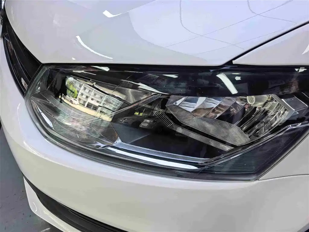 Volkswagen Polo 2018 1.5L Auto Safe Drive фото 12
