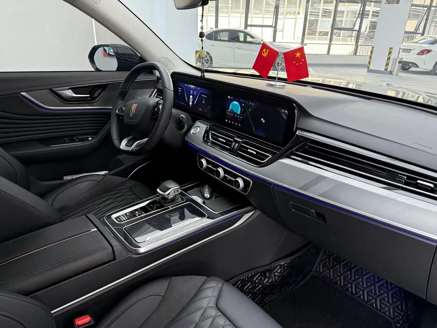 Hongqi HS5 2023 2.0T AWD Flag Enjoy Pro Edition фото 5