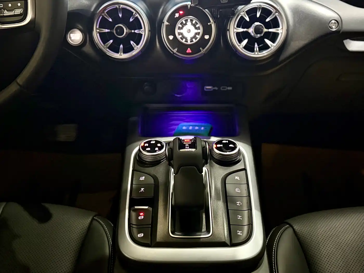 Tank 300 2023 Off-Road Edition 2.0T Conqueror фото 11