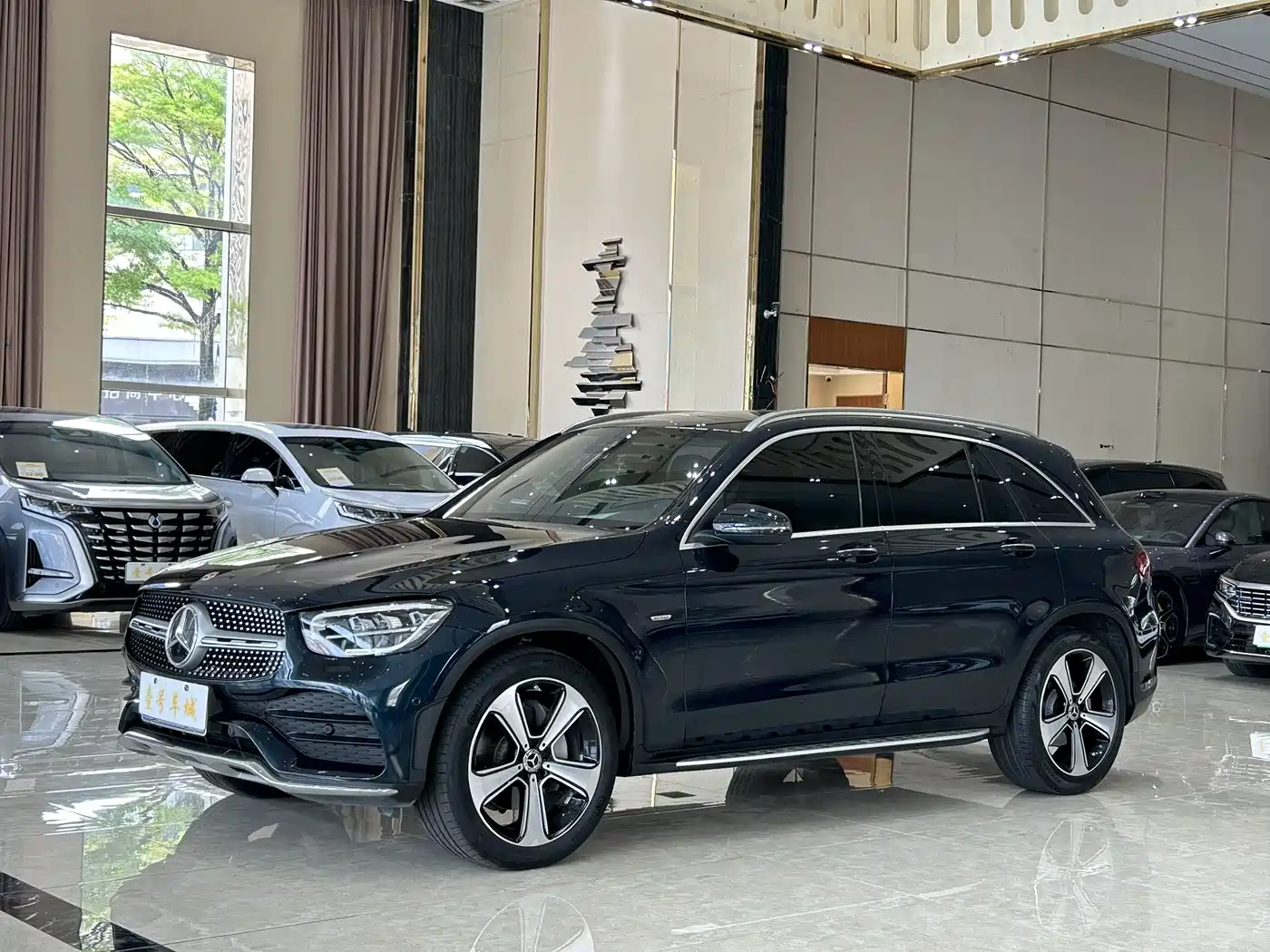 Mercedes-Benz GLC 2022 GLC 300 L 4MATIC Dynamic Collector's Edition