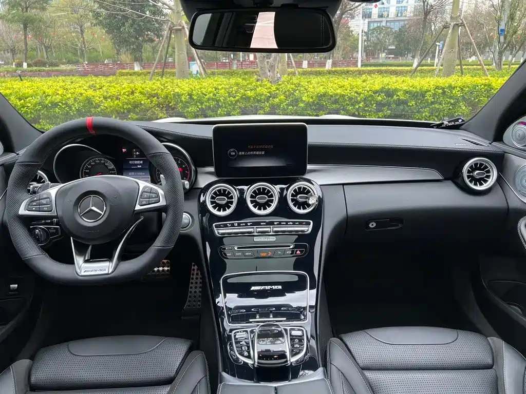 Mercedes-Benz C-Class AMG 2017 AMG C 63 фото 4