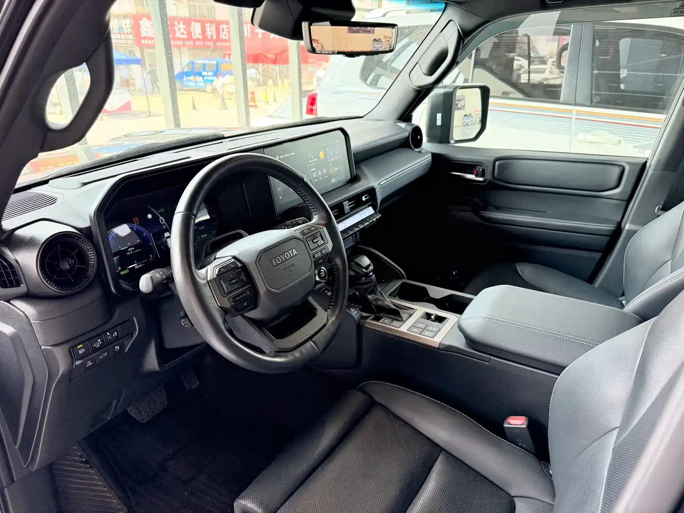 Toyota Prado 2024 Model 2.4T Wild WX Edition 6-Seater фото 6