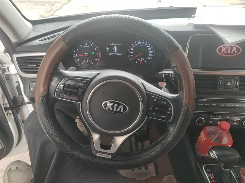 Kia K5 2016 1.6T Automatic LUX фото 11