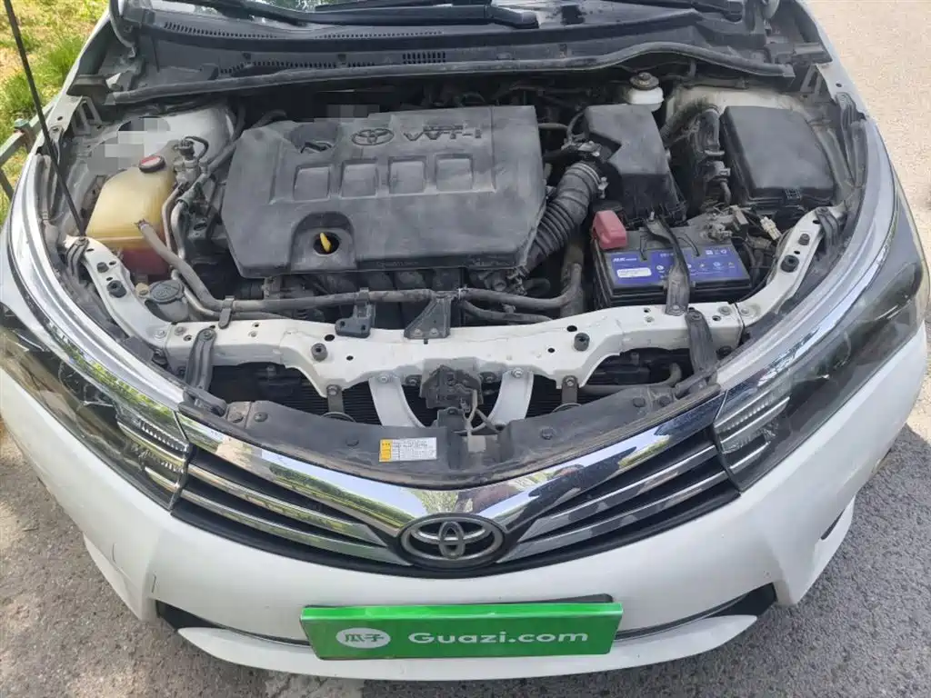 Toyota Corolla 2014 1.6L CVT GL-i Leather Edition фото 11