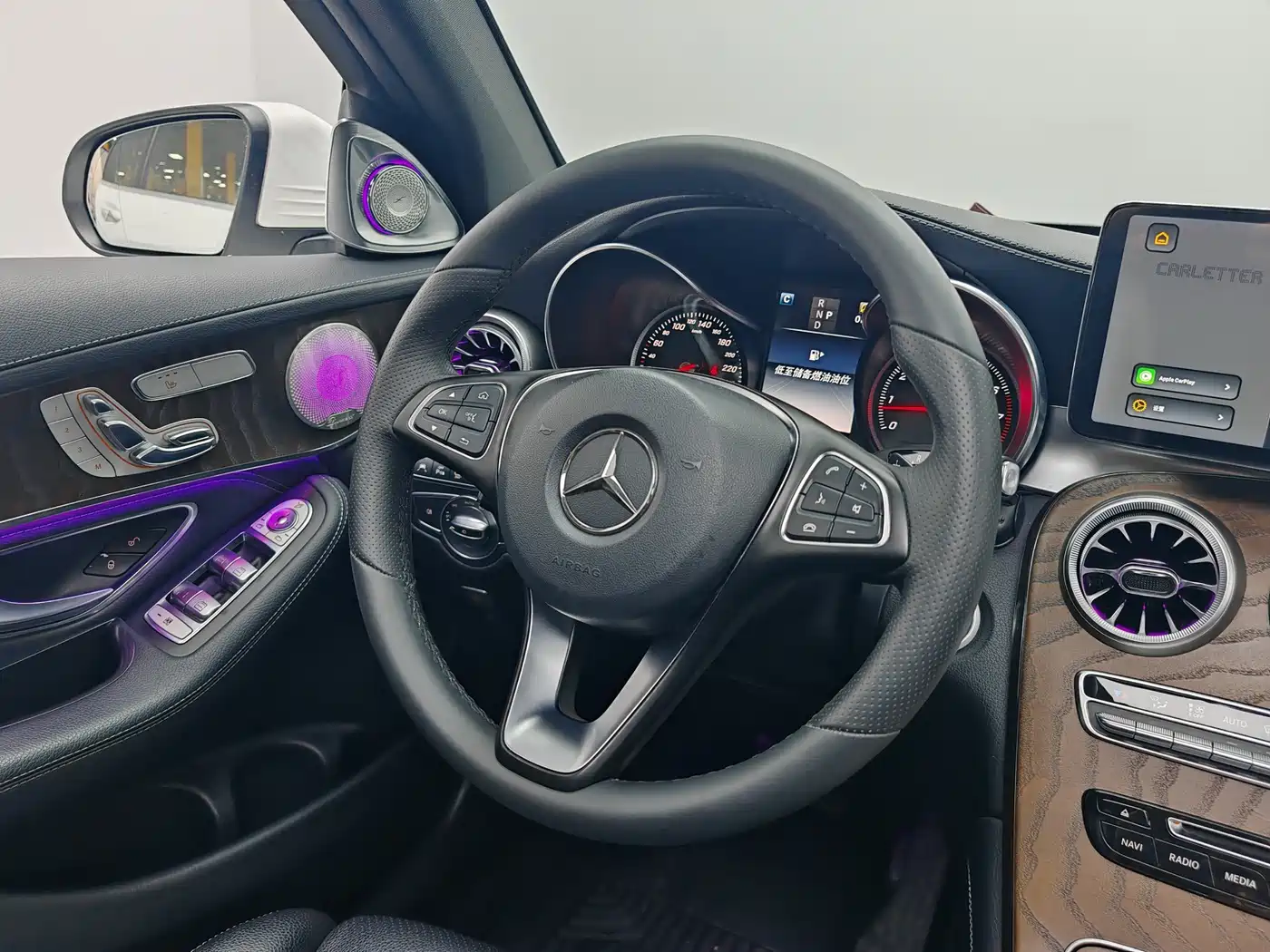 Mercedes-Benz GLC 2017 GLC 300 4MATIC Dynamic фото 15