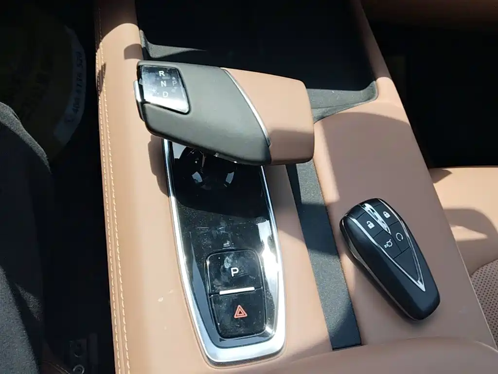 Changan UNI-Z 2026 2025 1.5T Premium