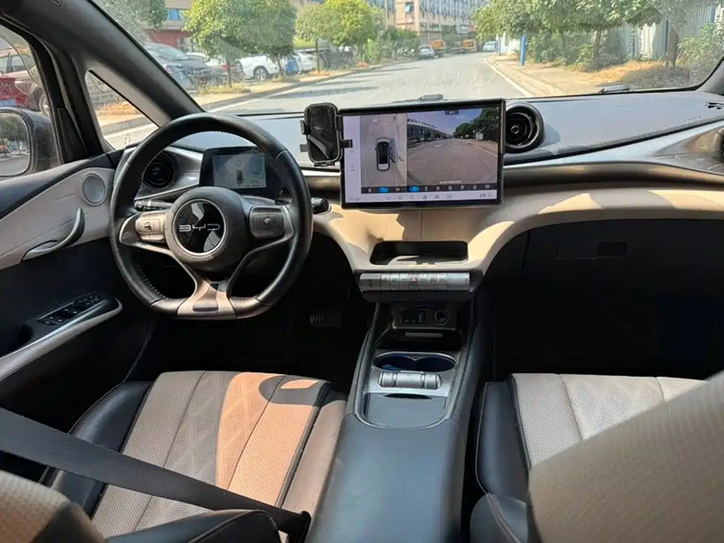 Фото 7 - BYD Dolphin
