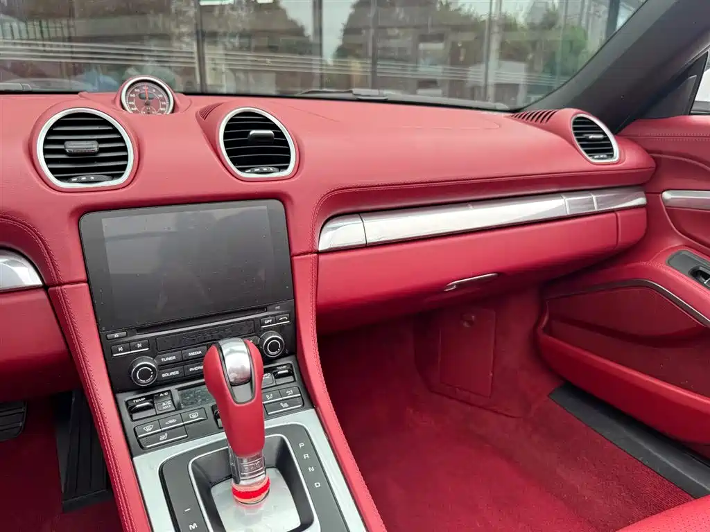 Porsche 718 2022 Boxster 2.0T фото 10