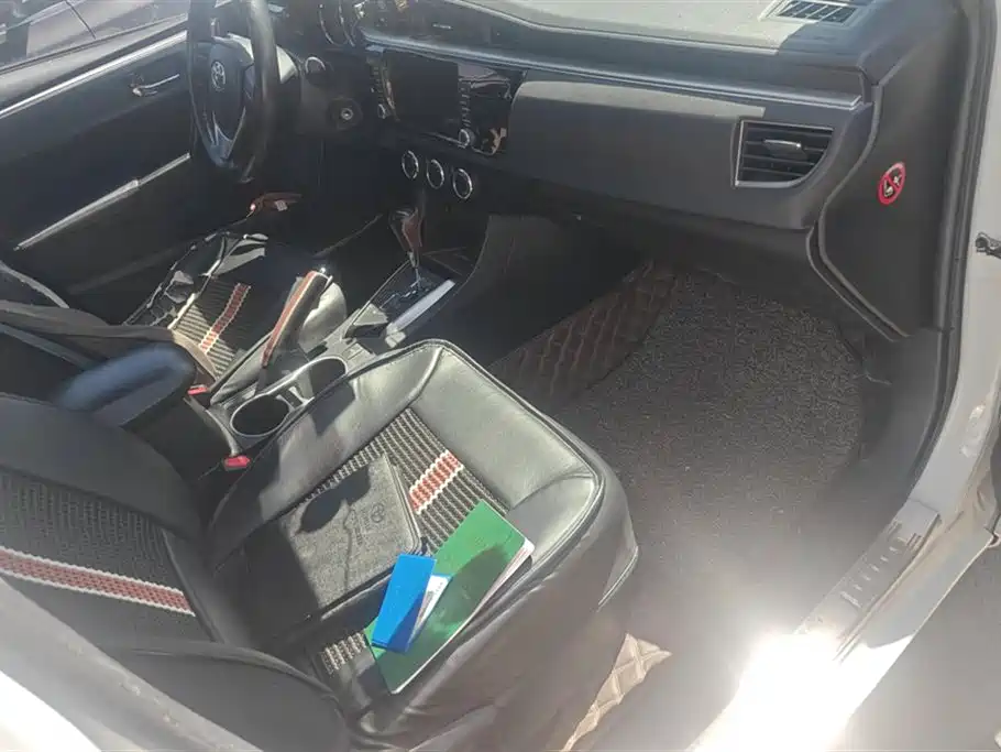 Toyota Levin 2016 1.6G CVT Elite Edition фото 8