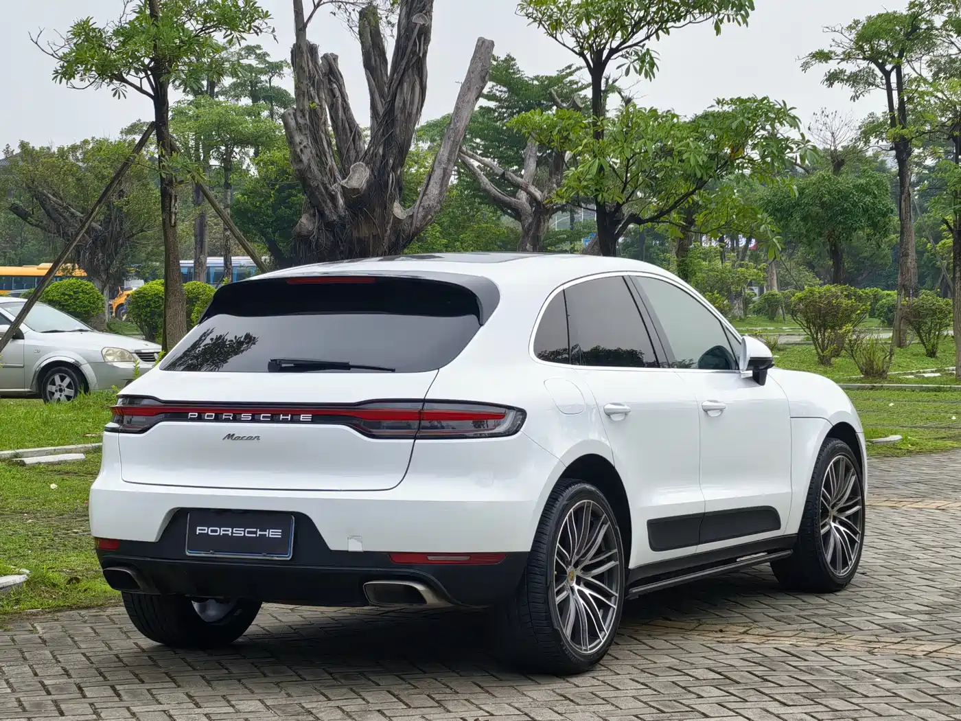 Porsche Macan 2018 Macan 2.0T фото 5