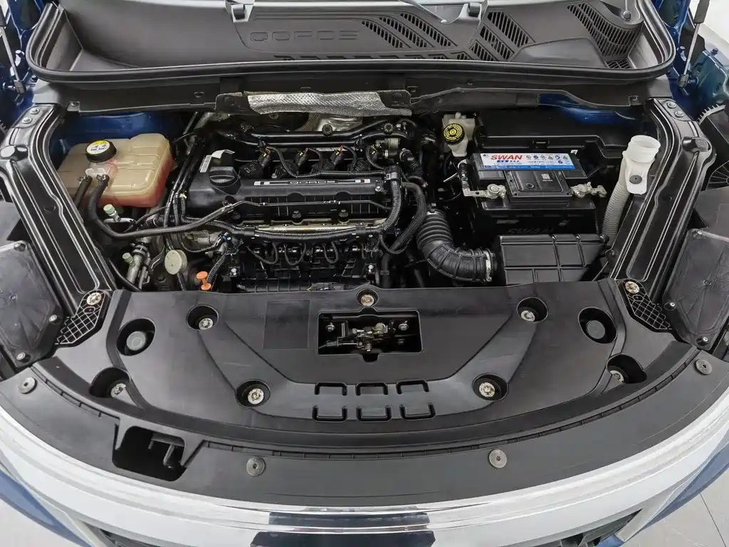 Qoros 5 2019 2018 Facelift 1.6T Automatic Leading