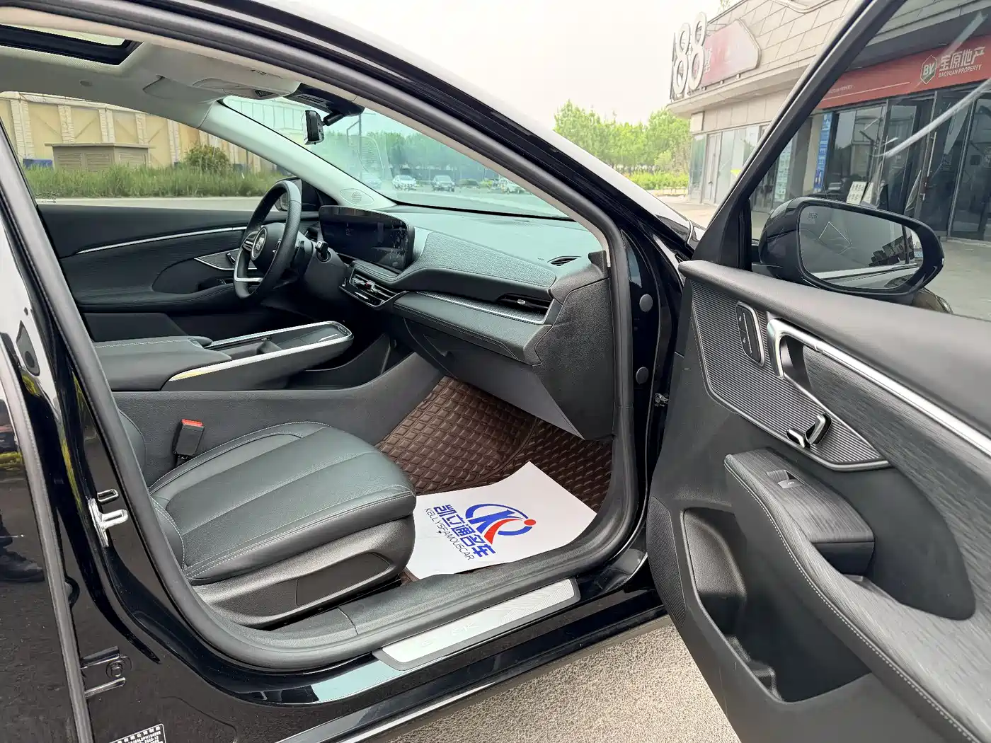 Buick LaCrosse 2023 28T Premium Edition фото 6
