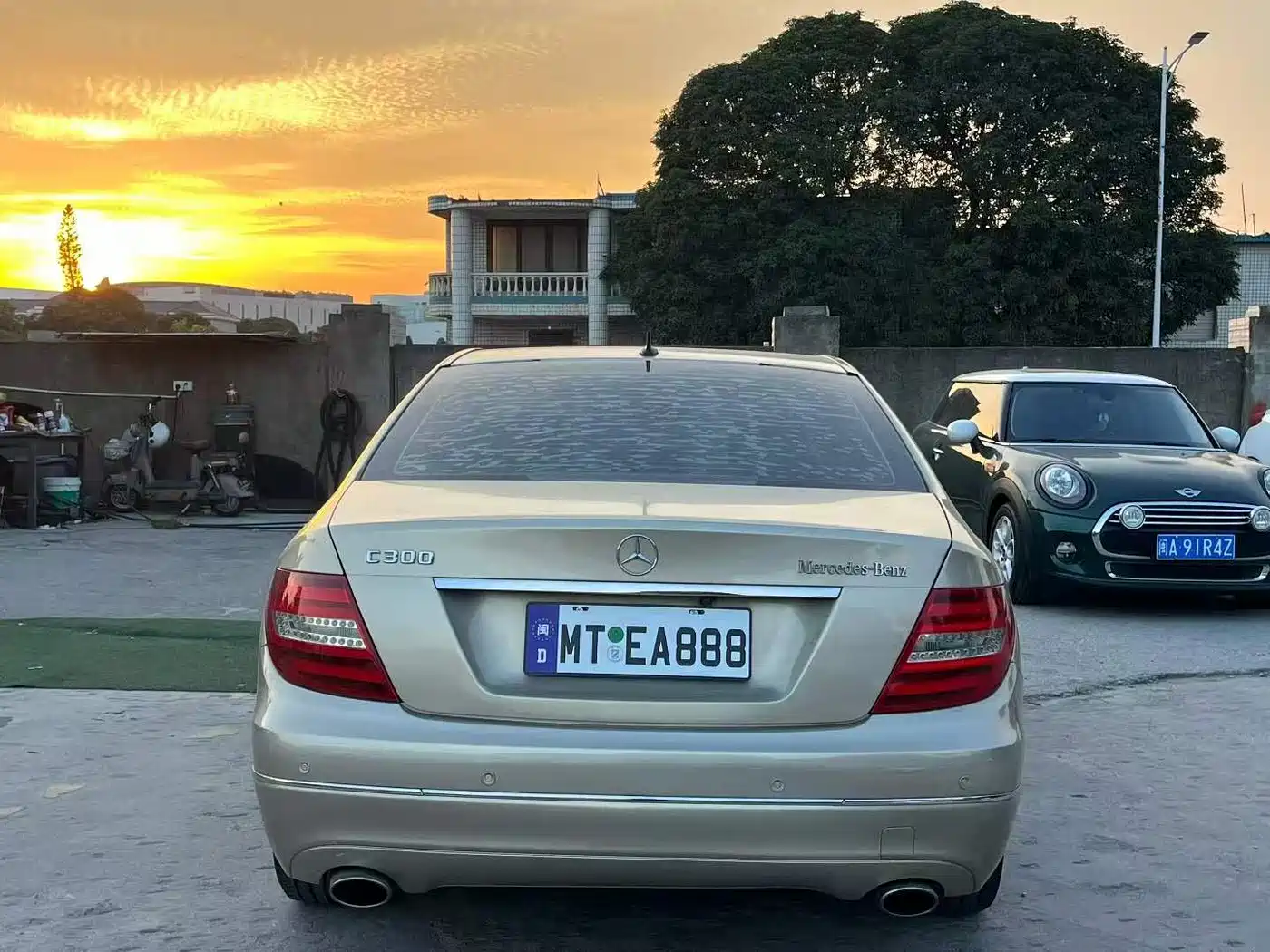 Mercedes-Benz C-Class 2011 C 180K Classic фото 8
