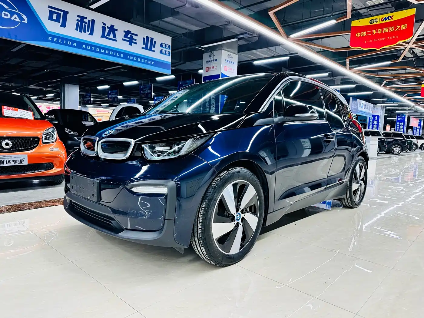 BMW I3