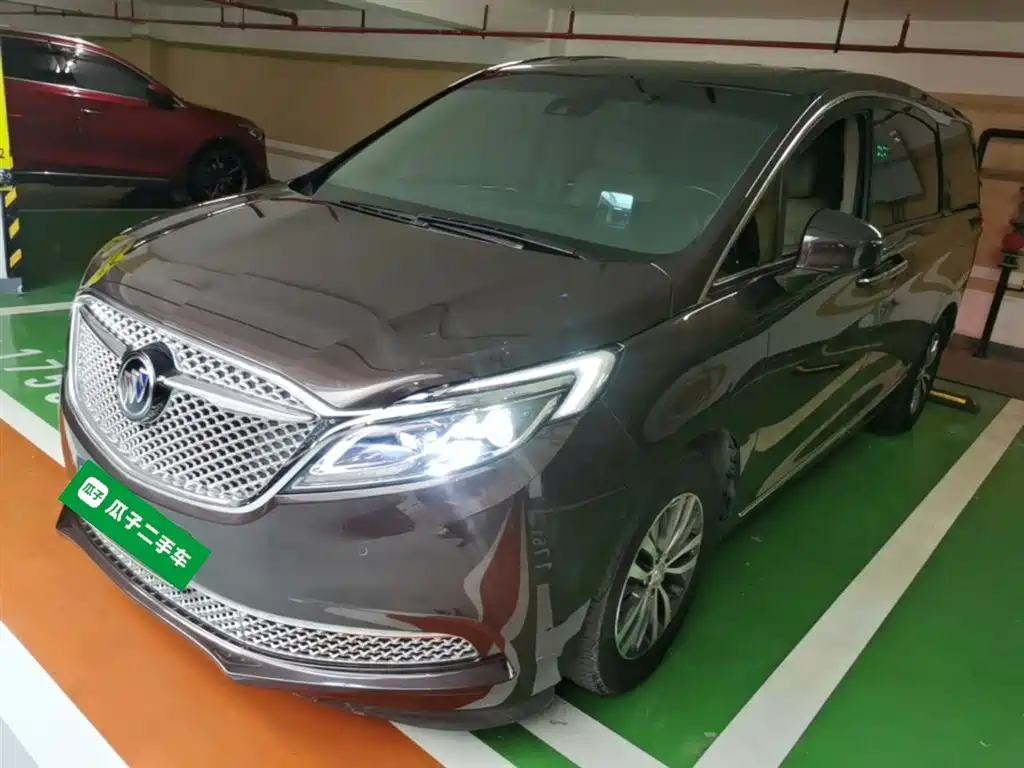 Buick GL8 2017 ES 28T Flagship China V