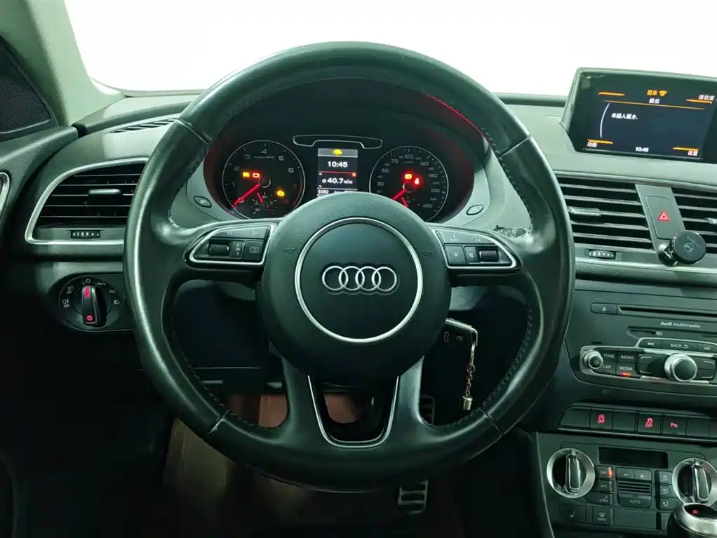 Audi Q3 2015 35 TFSI quattro Technology фото 11