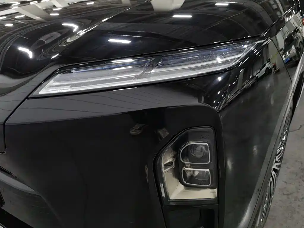 NIO ES8 2026 2025 Model 6-Seat Executive Luxury Edition