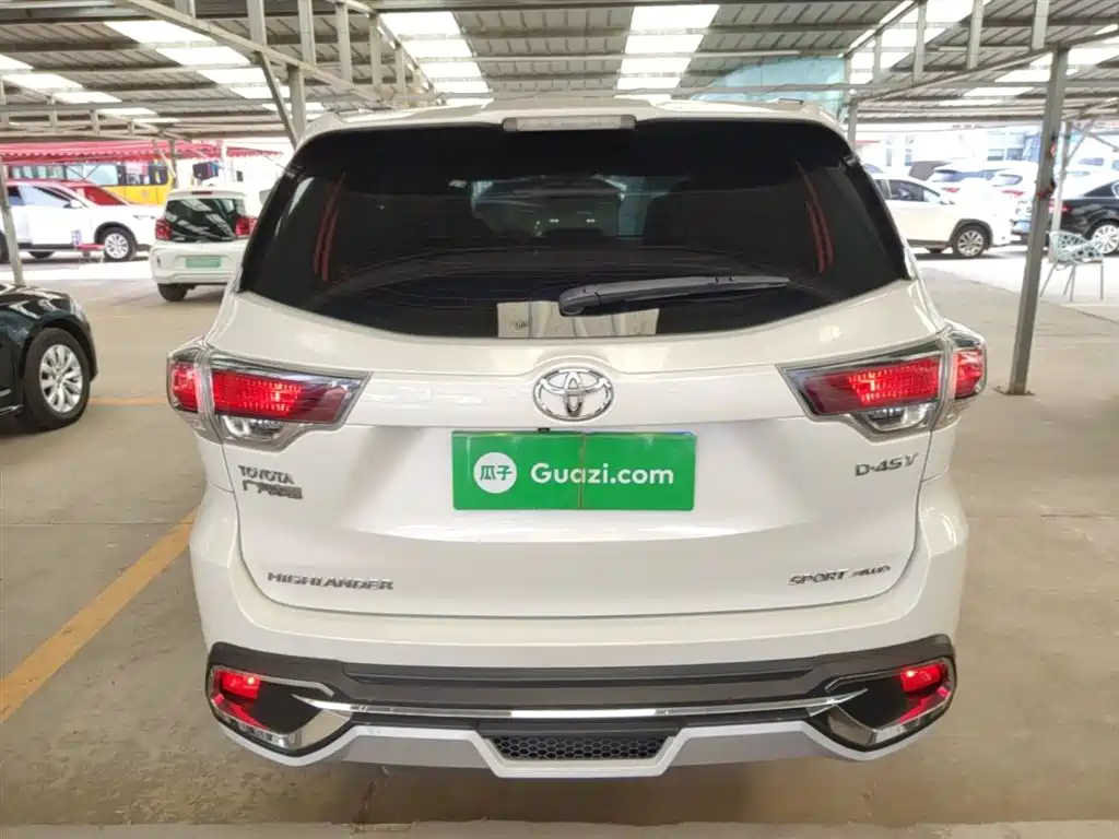 Toyota Highlander 2015 2.0T AWD Luxury Edition 7-seater фото 6